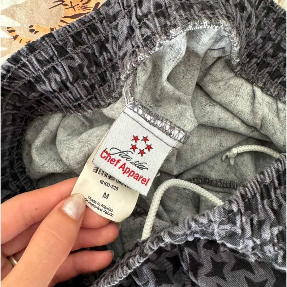 Patterned Draw String Pants - Picture 3 of 3